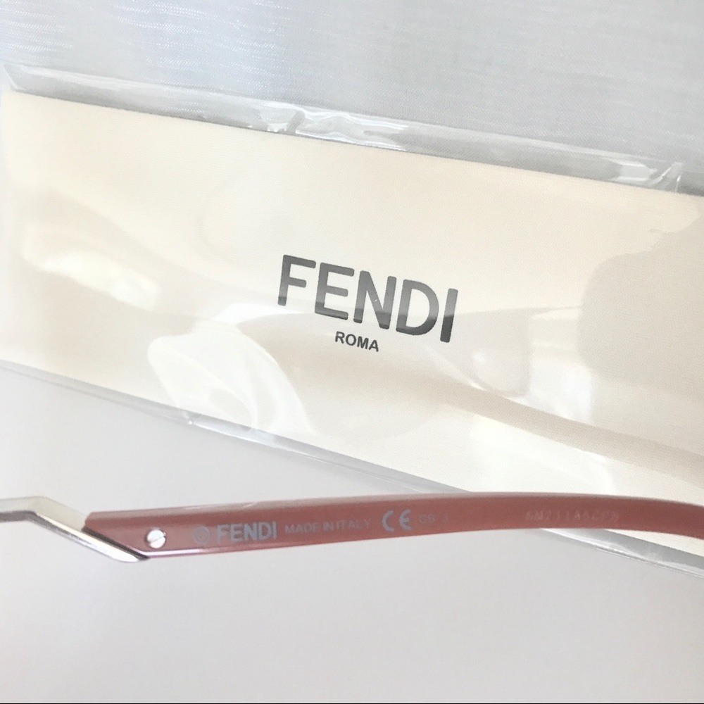 Authentic Fendi cat eye wayfarer zigzag sunglasses - Picture 6 of 8